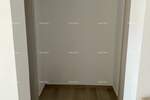 Prodaje se apartman na zadnjoj etaži stambene zgrade u Ližnjanu.
Apartman... — fotografija 4