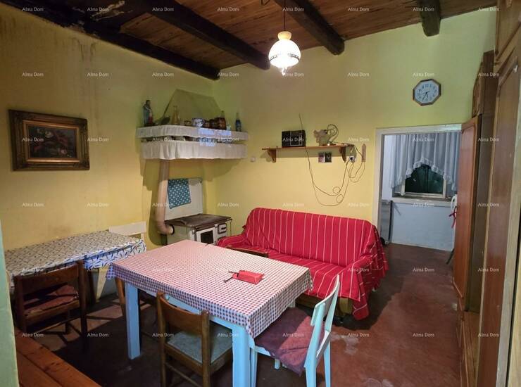 Na prodaju je kamena kuća u mjestu Rakalj, smještena na prostranom zemlji... — fotografija 6