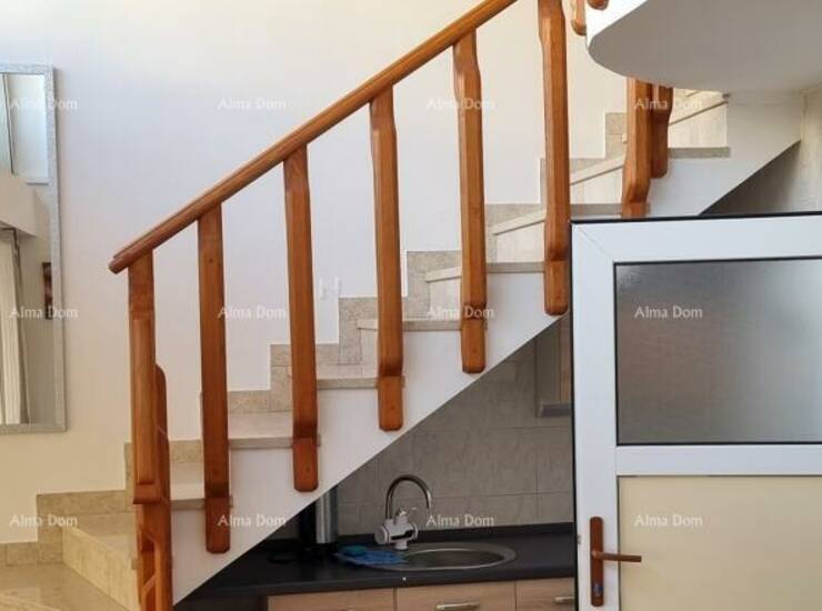Na prodaju je stan u Kaštelu, površine 85 m², idealan za obitelji. Stan ... — fotografija 6