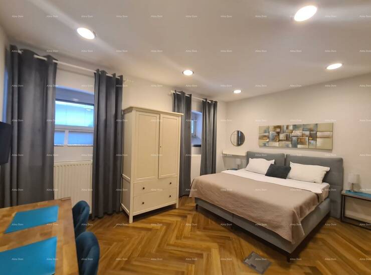 Na prodaju je stan ukupne površine 96 m² u suterenu zgrade, Pula.

Nekret... — fotografija 4