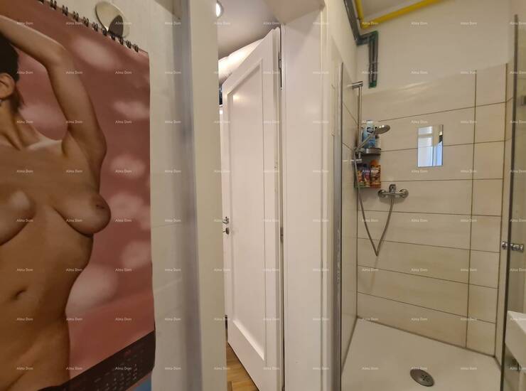 Na prodaju je stan ukupne površine 96 m² u suterenu zgrade, Pula.

Nekret... — fotografija 10