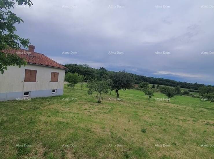 Prodaje se prekrasna obiteljska kuća površine 130 m², smještena u mirno... — fotografija 3