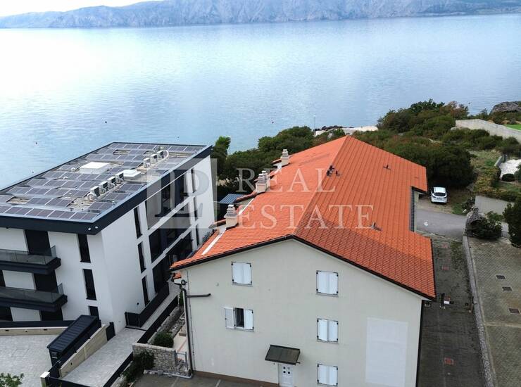 SMOKVICA KRMPOTSKA - moderno uređen stan na 30 metara od mora i plaže
