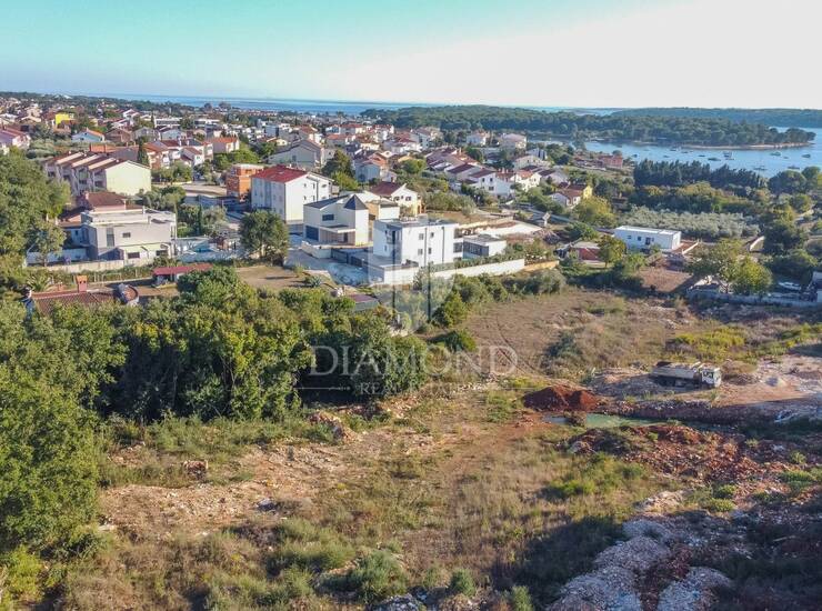 Medulin, građevinsko zemljište 300m od mora — fotografija 5