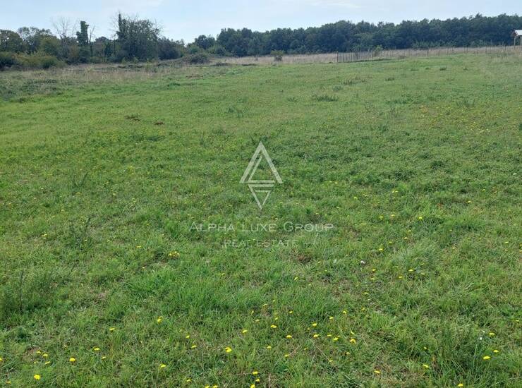 Istra, Loborika : Zemljište 1.085 m² za stanove — fotografija 2