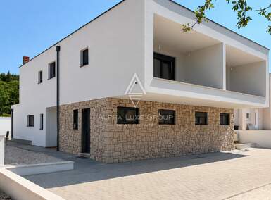 Kuća Savudrija, Umag 132m² - 530.000 € | SveHrNekretnine
