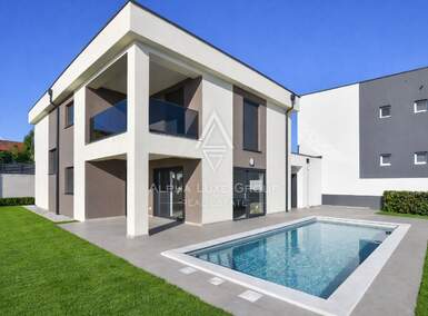 Kuća, Poreč 160m² - 690.000 € | SveHrNekretnine