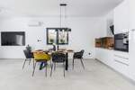 Istra, Poreč : Moderna vila s bazenom i jacuzzijem — fotografija 6