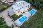 Istra, Umag : Moderna kuća s grijanim bazenom — fotografija 3