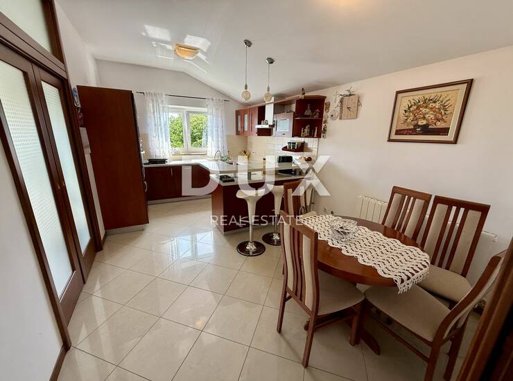 Rijeka, Donja Drenova, 3-sobni stan, 92 m2, mansarda s pogledom na more — fotografija 4