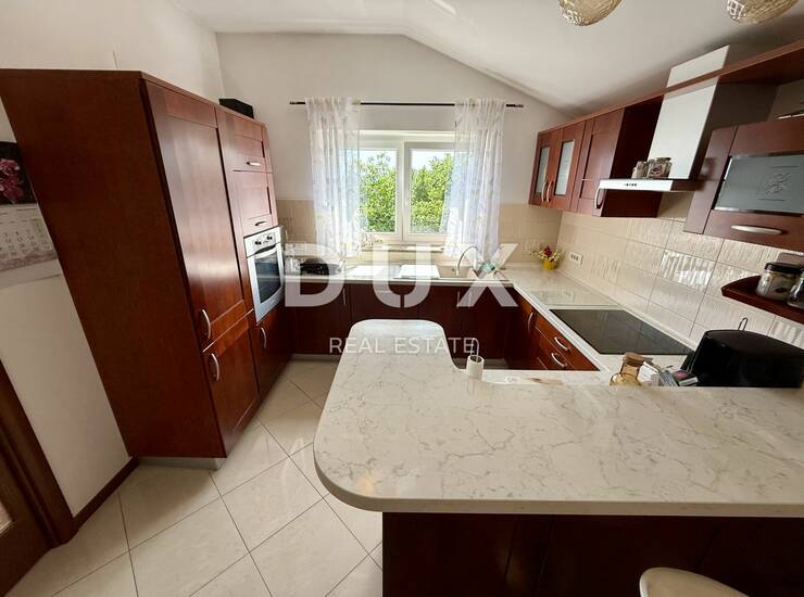 Rijeka, Donja Drenova, 3-sobni stan, 92 m2, mansarda s pogledom na more — fotografija 5
