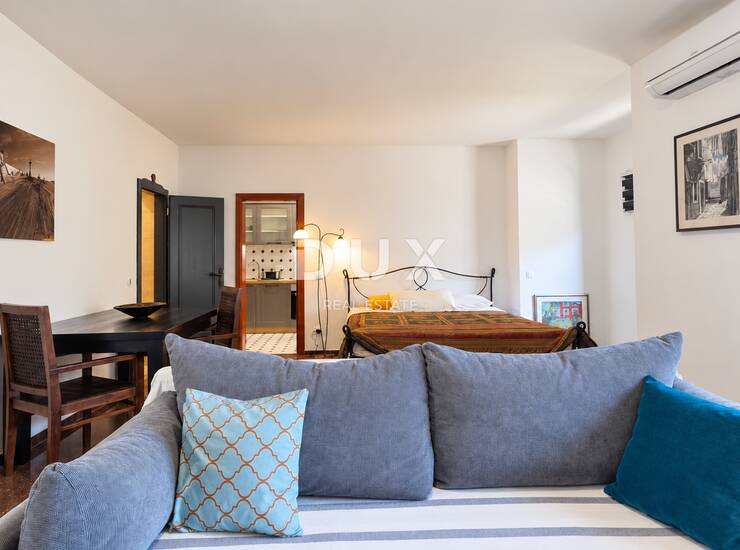 Lovran, centar, studio - apartman, 50 m2, 2. red do mora — fotografija 3