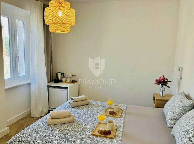 PRILIKA! Rovinj, Fantastična apartmanska kuća na korak od rive — fotografija 2