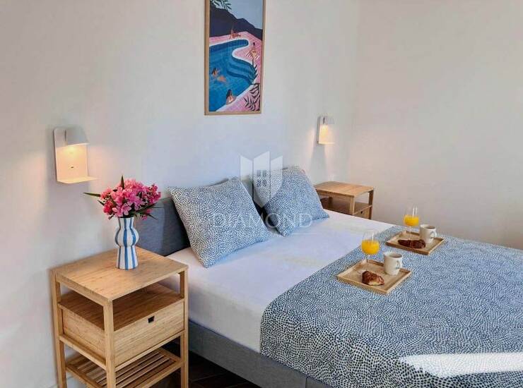 PRILIKA! Rovinj, Fantastična apartmanska kuća na korak od rive — fotografija 3