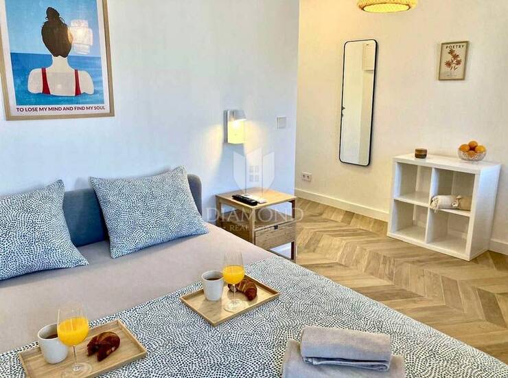 PRILIKA! Rovinj, Fantastična apartmanska kuća na korak od rive — fotografija 6