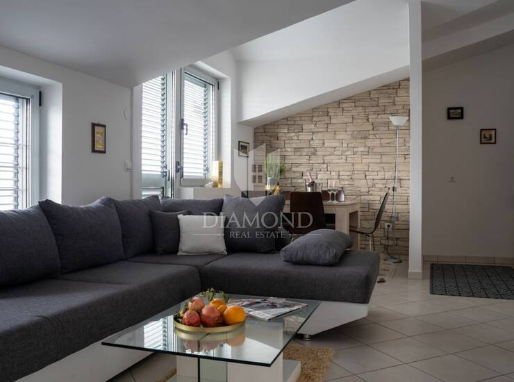 Rovinj, Poslovna prilika u blizini mora — fotografija 5