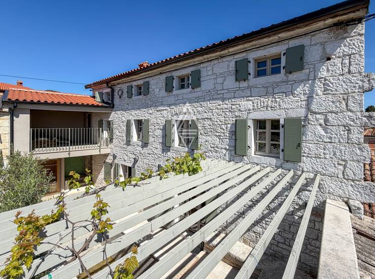 Istra, Poreč : Kamena kuća s panoramskim pogledom