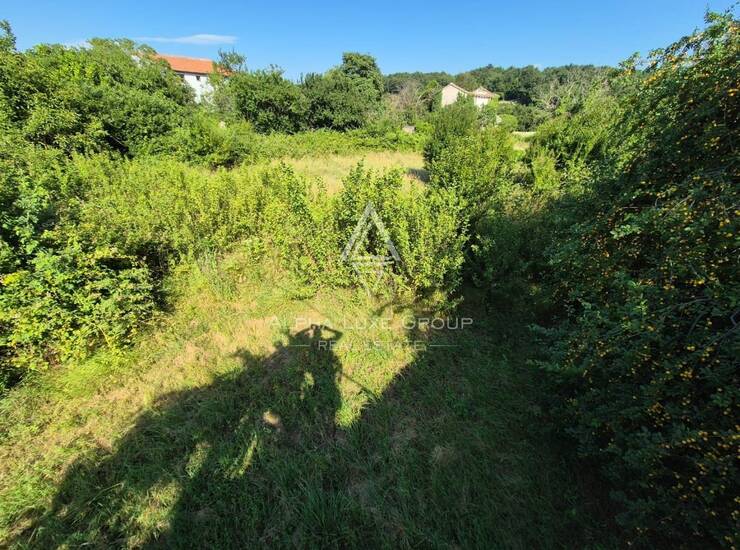 Istra, Kanfanar : Dva građevinska zemljišta sa starim zgradama — fotografija 4