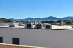 Vodice, komforan trosobni stan s pogledom na more, 84,20 m²