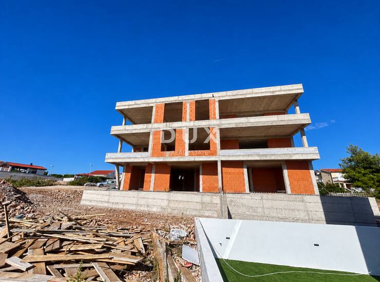 Vodice, komforan trosobni stan, 99,17 m², dvije terase — fotografija 3
