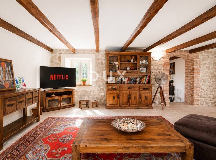 Veli Iž, kamena kuća, 180 m² — fotografija 2