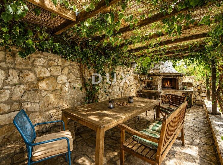 Veli Iž, kamena kuća, 180 m² — fotografija 3