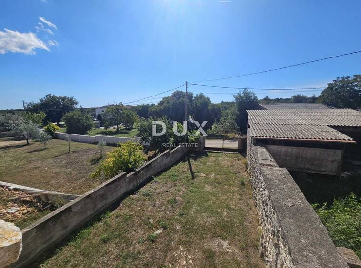 Istra, Divšići, kamena kuća, 55 m2, za renovaciju — fotografija 4
