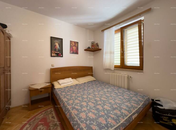 Prodajemo apartmansku kuću na mirnoj lokaciji u Medulinu!
Kuća se prostir... — fotografija 10
