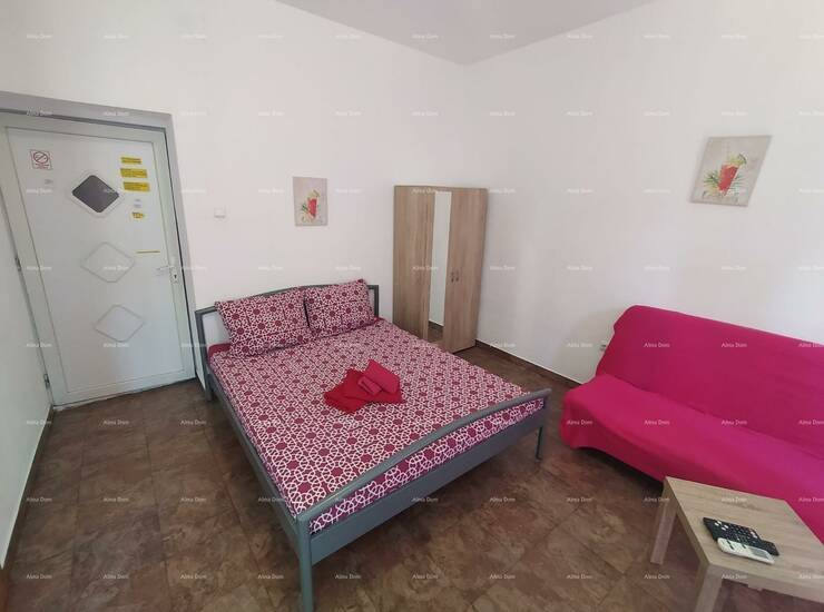 Pula, strogi centar – 90,30 m² | 4 uređena studio apartmana | Pogled na... — fotografija 8