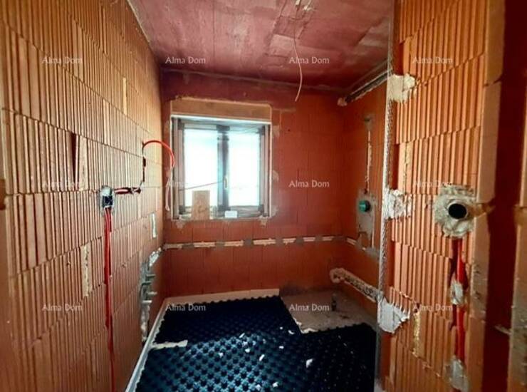 Novo u Ponudi!

Prodajemo stanove u novom stambeno-poslovnom projektu, Pula... — fotografija 9