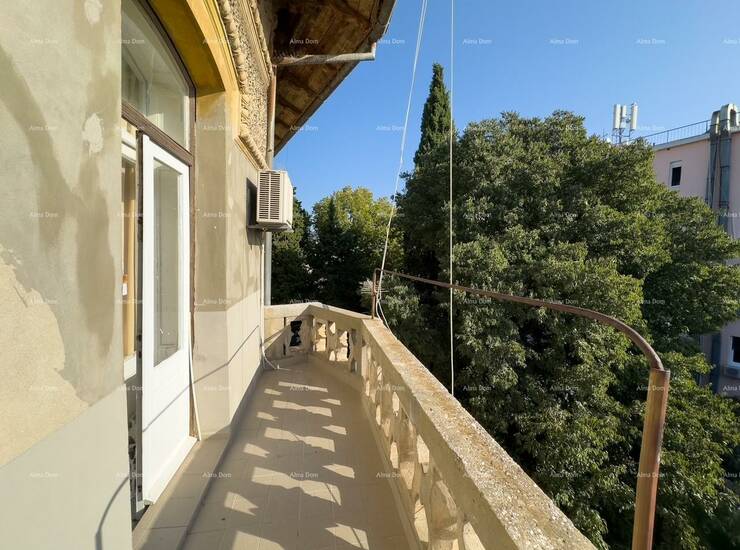 Prodajemo stan u Austrougarskoj vili u strogom centru Pule. 

Stan se nalaz... — fotografija 9