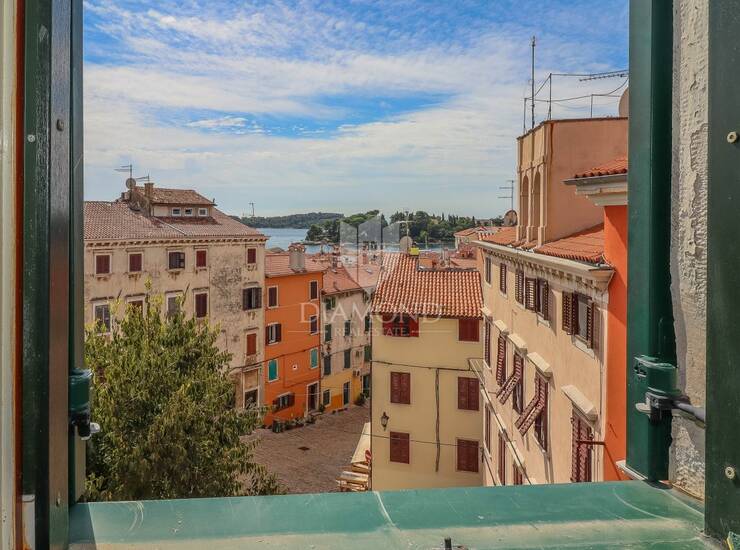 Rovinj, stan u centru sa dvije spavaće sobe — fotografija 2