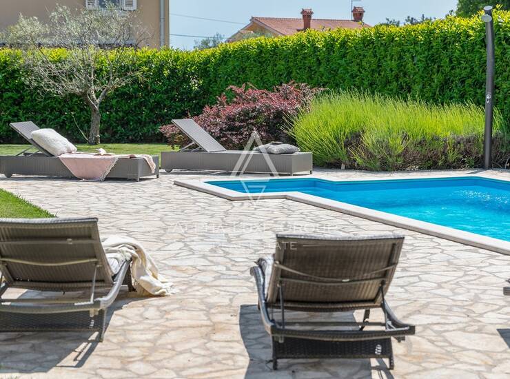 Istra, Poreč : Kamena vila s bazenom i vrtom — fotografija 3