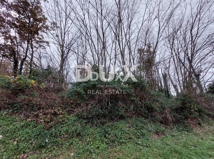 Pićan, građevinsko zemljište 1.364 m², mirna lokacija — fotografija 4