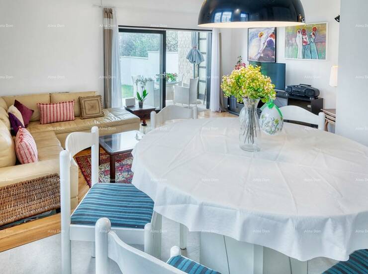 Prodajemo kuću sa tri apartmana na odličnoj lokaciji. 
Apartman u prizeml... — fotografija 3