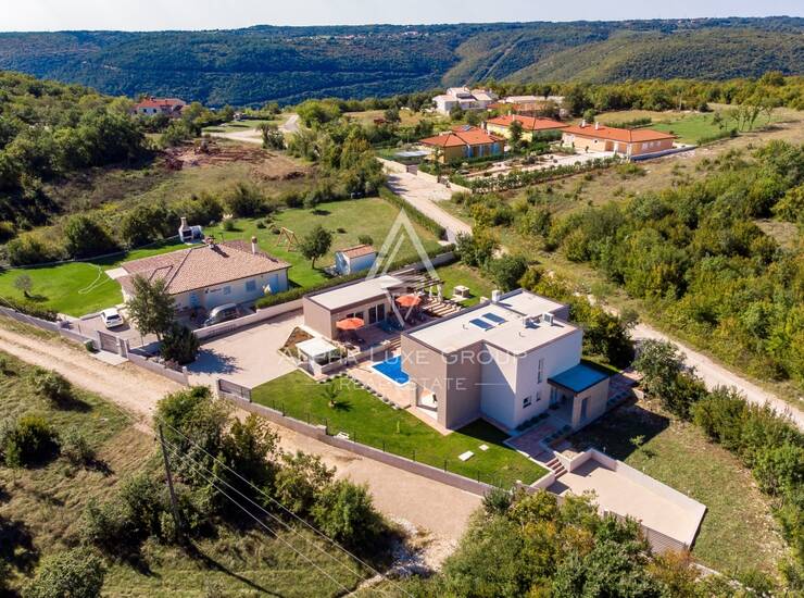 Kuća Kunj 208m2 — fotografija 3
