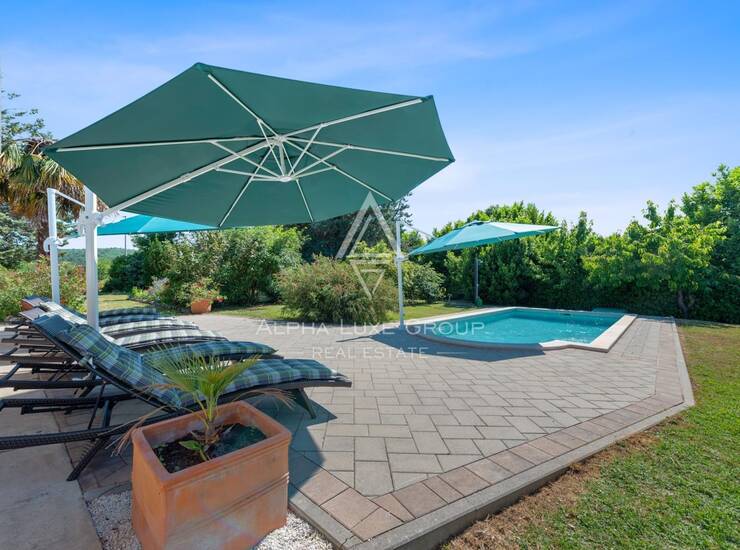 Renovirana vila u južnofrancuskom stilu na obali istočne Istre! — fotografija 5