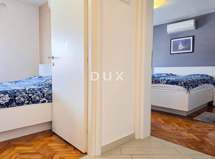 Grad Krk, dvosoban stan, 60 m2, prvi red do mora, parking — fotografija 3