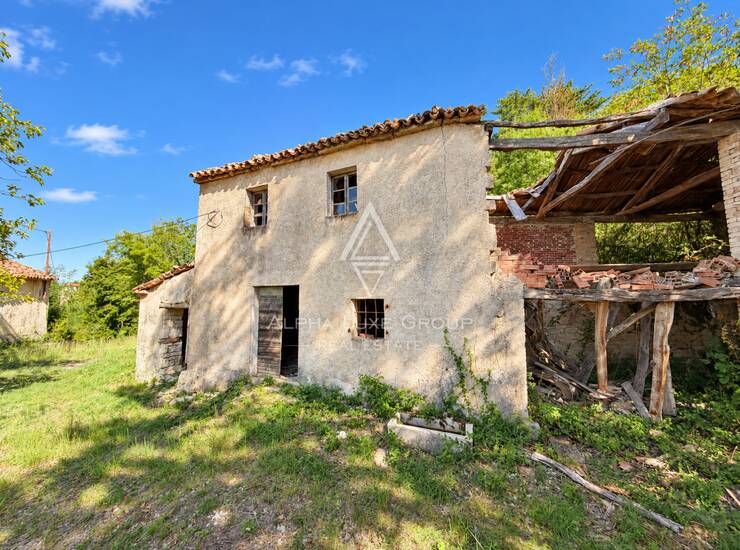 Istra, Draguć: kuća za adaptaciju s pogledom na Draguć — fotografija 3