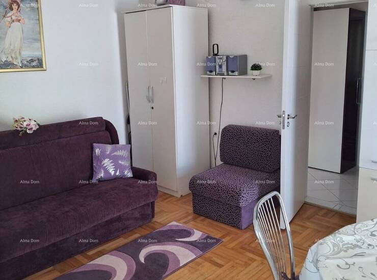 Prodaje se šarmantna kuća s dva odvojena apartmana u mjestu Ravni, udalje... — fotografija 10