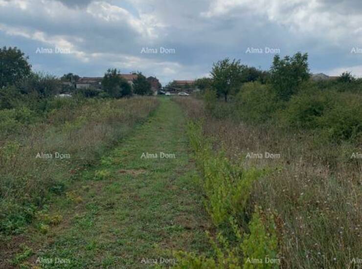 Prodaje se građevinska parcela, 520 m2, Svetvinčenat.
Parcela sa udjelom ... — fotografija 4