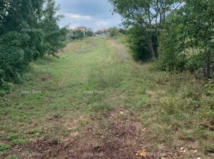 Prodaje se građevinska parcela, 520 m2, Svetvinčenat.
Parcela sa udjelom ... — fotografija 6