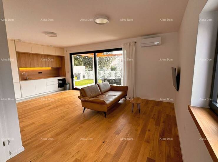 Na prodaju je nova, moderno uređena prizemna kuća površine 60 m², s nat... — fotografija 7