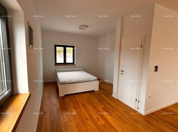 Na prodaju je nova, moderno uređena prizemna kuća površine 60 m², s nat... — fotografija 9
