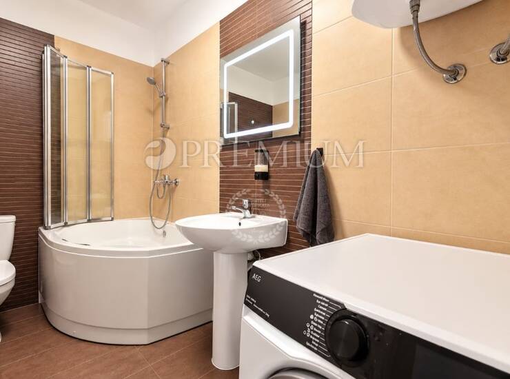 Malinska okolica – namješteni apartman na prodaju!  — fotografija 6