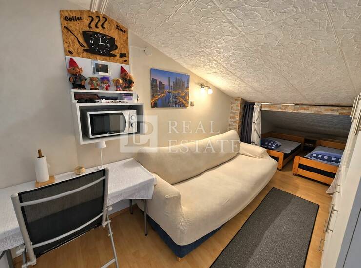 CRIKVENICA - EKSKLUZIVNA PRODAJA - stan u strogom centru grada — fotografija 6