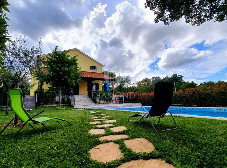 KRK GOSTINJAC, kuća s bazenom i okućnicom — fotografija 3