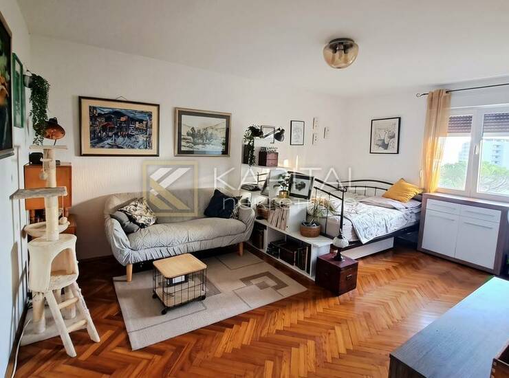 Podmurvice, 2 skl, balkon, pogled na more, parking