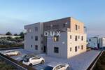 Vodice, dvosobni stan s terasom, 84,83 m² — fotografija 2