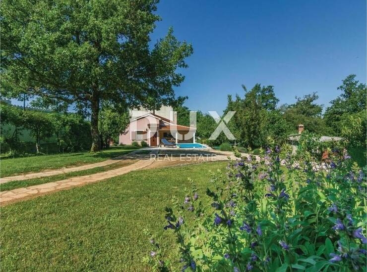 Istra, Žminj, prizemna kuća, 84 m2, bazen i dvorište — fotografija 5